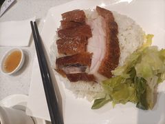 -香港新发烧腊茶餐厅(水围店)