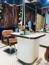 -PE SALON