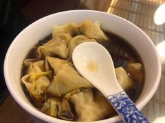 -笑来喜馄饨小笼工坊店(湖滨街店)