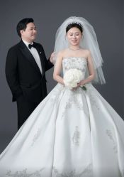 -雅云婚纱摄影工作室旗舰店