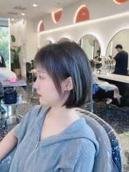 -AYO SALON
