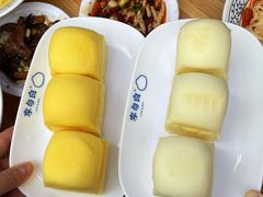 -李与白包子铺(桐梓林店)