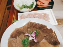 -佬土鹅肠火锅(扬中步行街店)