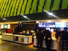 -麦当劳(世界城广场店)