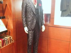 -宇翔服饰(双井桥东首城国际店)