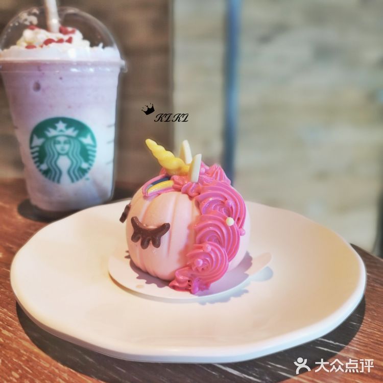 星巴克新品｜芋泥独角兽蛋糕，梦幻到犯规～