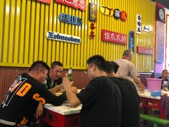 等位区-重庆金爪爪特色干锅(大竹林直营店)