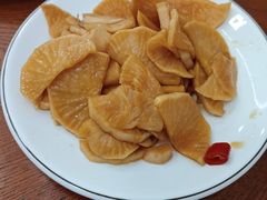 -东北风味思缘食府(对湖路店)
