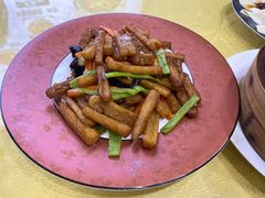 溜咯吱-清宫宴酒楼·计氏松枝包子