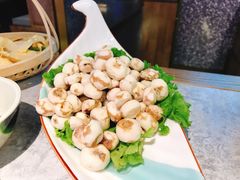 野生珍珠马蹄-鲜潭蒸汽石锅鱼(五道口购物中心店)