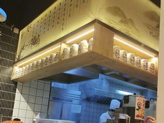 -馋三尺蟹粉小笼(人民广场店)