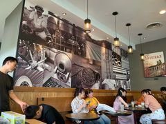 大堂-星巴克臻选(济南恒隆店)