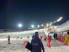 -中旅松花湖滑雪场