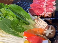 -呷哺呷哺 小火锅 (浦东新欧尚超市店)