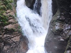 -龙水峡地缝景区