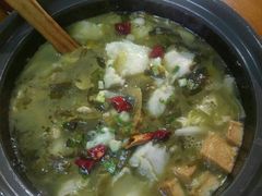 -周鱼小馆石锅酸菜鱼(活力汇店)