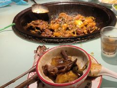 -鱼窝棚柴火铁锅炖(富山屯店)