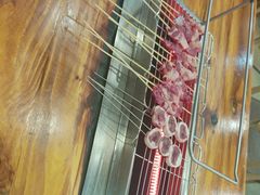 -哈尔滨小酒馆·鲜肉现穿自助烧烤(康新花园店)