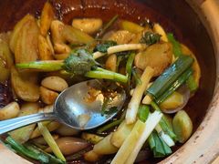 -八府香鸭·啫啫煲(华山路店)