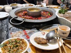 -杨肥肠火锅大排档(火车站花园店)