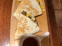 -玛格萝妮比萨屋(四平店)