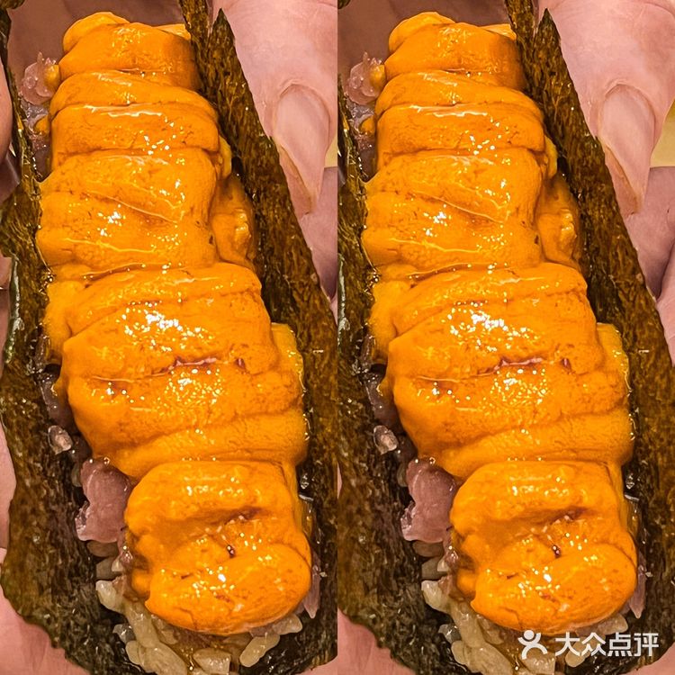 说啊，说你愿意给我买这个海胆热狗！！