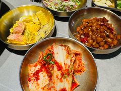 辣白菜-草家酱蟹炭火烤肉店(珲春南路一店)