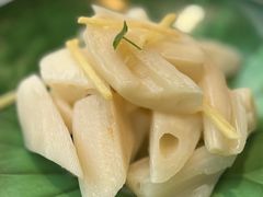 -湖畔鲁菜·二十年老字号餐厅(大明湖店)