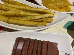 -南城十里潮汕鲜牛火锅·鲜虾生滚粥(融汇老商埠店)