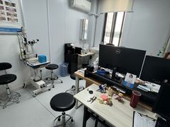 -上海大学附属上海和平眼科医院