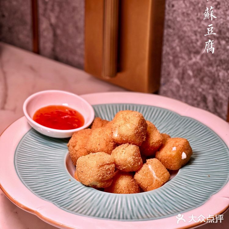 成都排队王～广州百年老字号陶陶居来成都啦