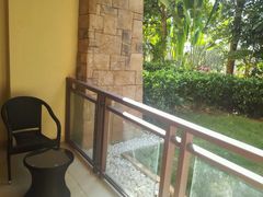 客房阳台-西双版纳融创皇冠假日度假酒店