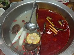 -黔哆哆地摊酸汤火锅(清湖店)