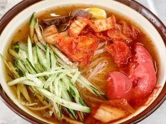 -东北四季饺子王(华山路店)