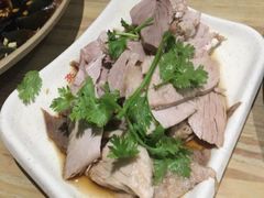 特色肘肉-亮亮面馆(经六路店)