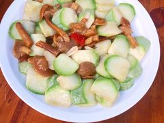 -东口码头·烧鸽子·鱼头泡饼·地方菜(金鹰悦城店)