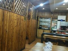 大堂-老东镇啤酒屋海鲜加工·蒸汽海鲜·海鲜烧烤(台东店)