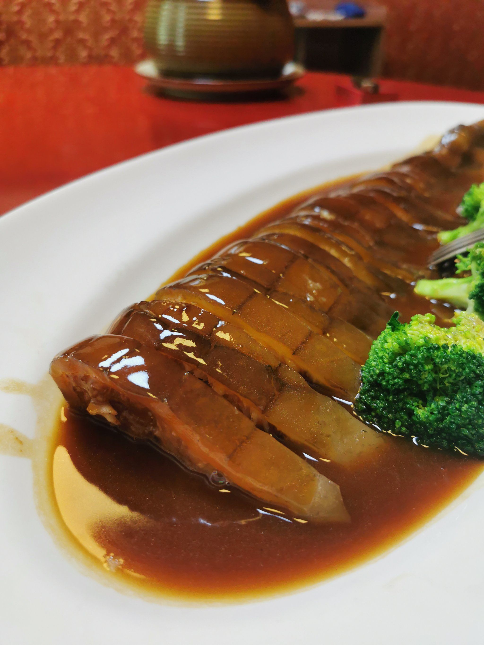 鲍汁扣鳄鱼尾巴