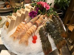 -雍和会海鲜姿造自助(湖东路店)