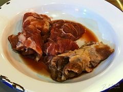 -马路牙子地桌烤肉(工体店)