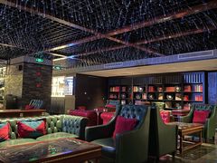 -上海锦江汤臣洲际大酒店柒酒廊
