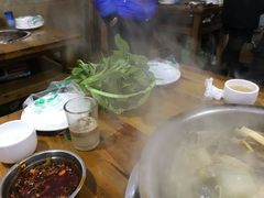 豌豆尖-泸州酸菜豆花火锅川师店