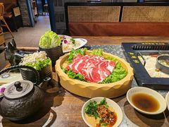 -老牌坊云南鱼豆花火锅(哈西万达店)