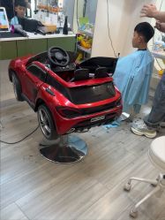 -奇怪的独角兽亲子理发沙龙