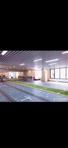 伍佰优品健身(中联店)-"新装修,环境很好,服务也很周到,不过非常.