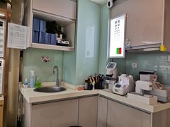 -视野联行眼镜·蔡司授权店(长白万象汇店)