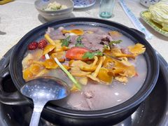 -九寨沟特色牦牛肉汤锅
