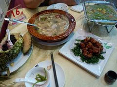 酸辣鱼-味道云南·云朵山歌(东方都会广场店)