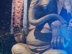 -泉城欧乐堡戏水湾艺术养生温泉