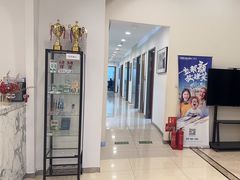 -瑞尔齿科(颐堤港诊所)